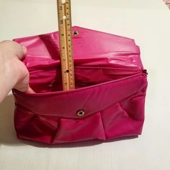 Vintage Pink Leather Envelope Clutch - Picture 4 of 6